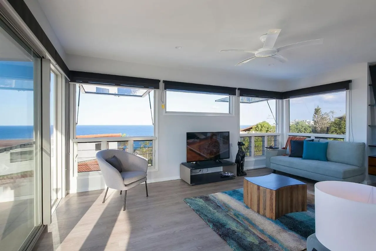 Ocean View Beach House クーラムビーチ